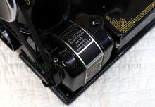 Load image into Gallery viewer, Singer Featherweight 221 Sewing machine, 1934 AD783***
