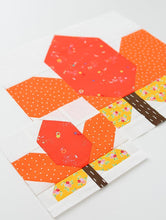 Load image into Gallery viewer, Pattern, Maple Leaf Quilt Block by Ellis & Higgs (digital download)