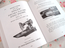 Load image into Gallery viewer, Perfect Portable Book