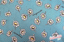 Load image into Gallery viewer, Fabric, Popping Up Daisies, Vintage Feedsack Style Collection - FAT QUARTER BUNDLE