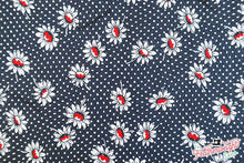 Load image into Gallery viewer, Fabric, Popping Up Daisies, Vintage Feedsack Style Collection - FAT QUARTER BUNDLE
