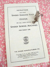 Load image into Gallery viewer, Singer Featherweight Embroidery & Darning Foot (Vintage Original)