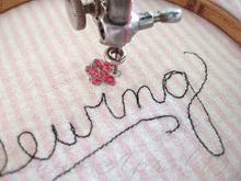 Load image into Gallery viewer, Singer Featherweight Embroidery & Darning Foot (Vintage Original)