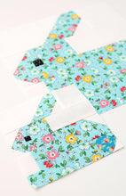 Load image into Gallery viewer, Pattern, Sitting Bunny Rabbit Quilt Block by Ellis & Higgs (digital download)