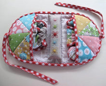 Load image into Gallery viewer, PATTERN BOOKLET, Bee in my Bonnet Stitchy Pattern by Lori Holt