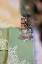 Load image into Gallery viewer, Quarter Inch (1/4") Foot, LITTLE FOOT Attachment - SNAP-ON
