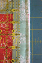 Load image into Gallery viewer, Quarter Inch (1/4") Foot, LITTLE FOOT Attachment - SNAP-ON

