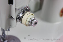 Load image into Gallery viewer, Singer Featherweight 221 Sewing Machine, WHITE EV989***
