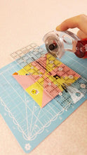 Load image into Gallery viewer, Cutting Mat, MINI 5" x 8" Lori Holt Reversible (Pink &amp; Blue)
