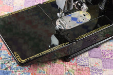 Load image into Gallery viewer, Singer Featherweight 222K Sewing Machine, ER0231**CH
