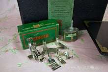 Load image into Gallery viewer, Singer Featherweight 221 Sewing machine, 1933 AD545***
