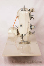 Load image into Gallery viewer, Singer Featherweight 221 Sewing Machine, TAN JE150***
