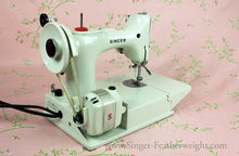 Load image into Gallery viewer, Singer Featherweight 221 Sewing Machine, WHITE EV989***
