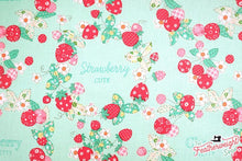 Load image into Gallery viewer, Fabric, Strawberry Fruit Stripe &amp; Wreath, 30's Collection - FAT QUARTER BUNDLE
