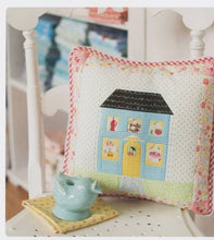Load image into Gallery viewer, PATTERN BOOK, Super Cute Paper Piecing Book by Charise Randell
