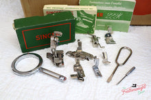 Load image into Gallery viewer, Singer Featherweight 222K Sewing Machine EK6285** ORIGINAL CARDBOARD BOX Included

