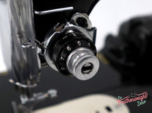 Load image into Gallery viewer, Singer Featherweight 222K Sewing Machine EJ620***
