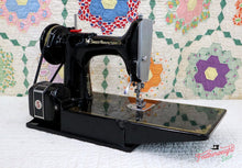 Load image into Gallery viewer, Singer Featherweight 221K Sewing Machine, EH136***
