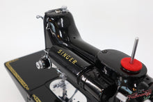 Load image into Gallery viewer, Singer Featherweight 222K Sewing Machine EK3247**
