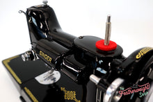 Load image into Gallery viewer, Singer Featherweight 221K Sewing Machine, EG7068**

