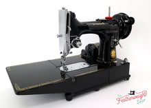 Load image into Gallery viewer, Singer Featherweight 222K Sewing Machine EK327***
