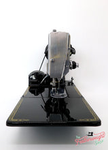 Load image into Gallery viewer, Singer Featherweight 222K Sewing Machine EK327***
