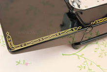 Load image into Gallery viewer, Singer Featherweight 222K Sewing Machine EM6047**
