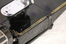 Load image into Gallery viewer, Singer Featherweight 222K Sewing Machine EM6028***
