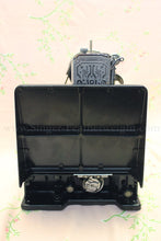 Load image into Gallery viewer, Singer Featherweight 221 Sewing Machine GOLDEN GATE SAN FRANCISCO Edition AF090***
