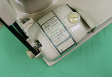 Load image into Gallery viewer, Singer Featherweight 221J Sewing Machine, TAN ES658***
