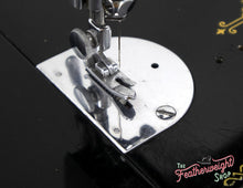 Load image into Gallery viewer, Singer Featherweight 221 Sewing Machine, AF391*** - Corduroy Insert - RARE
