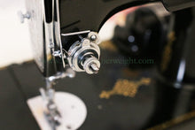 Load image into Gallery viewer, Singer Featherweight 221 Sewing machine, 1935 AD945***
