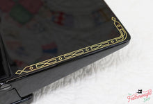 Load image into Gallery viewer, Singer Featherweight 222K Sewing Machine EK3212**
