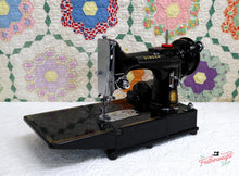 Load image into Gallery viewer, Singer Featherweight 222K Sewing Machine EJ622***
