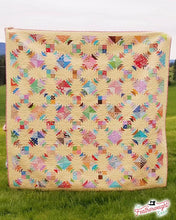Load image into Gallery viewer, Pineapple Scrap-Apple Quilt Kit
