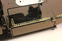 Load image into Gallery viewer, Singer Featherweight 222K Sewing Machine EP542***

