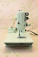 Load image into Gallery viewer, Singer Featherweight 221 Sewing Machine, WHITE FA128***
