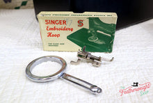 Load image into Gallery viewer, Singer Featherweight 222K Sewing Machine EK62883*

