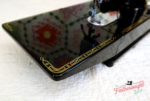 Load image into Gallery viewer, Singer Featherweight 222K Sewing Machine EK62883*
