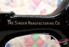 Load image into Gallery viewer, Singer Featherweight 222K Sewing Machine EK6296**

