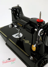 Load image into Gallery viewer, Singer Featherweight 221 Sewing Machine, AH981***
