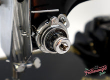 Load image into Gallery viewer, Singer Featherweight 221 Sewing machine, "First-Run" 1933 AD549***
