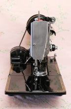 Load image into Gallery viewer, Singer Featherweight 222K Sewing Machine EJ916***
