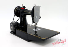 Load image into Gallery viewer, Singer Featherweight 221K Sewing Machine EM599***
