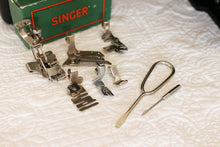 Load image into Gallery viewer, Singer Featherweight 221K Sewing Machine, EH628***
