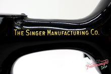 Load image into Gallery viewer, Singer Featherweight 222K Sewing Machine EM6024**
