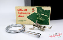 Load image into Gallery viewer, Singer Featherweight 222K Sewing Machine EL181***
