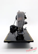 Load image into Gallery viewer, Singer Featherweight 222K Sewing Machine EL181***
