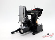 Load image into Gallery viewer, Singer Featherweight 222K Sewing Machine, RED "S" ER0244**
