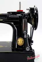 Load image into Gallery viewer, Singer Featherweight 221K Sewing Machine, EH140***
